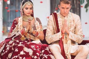 traditional indian wedding clothes